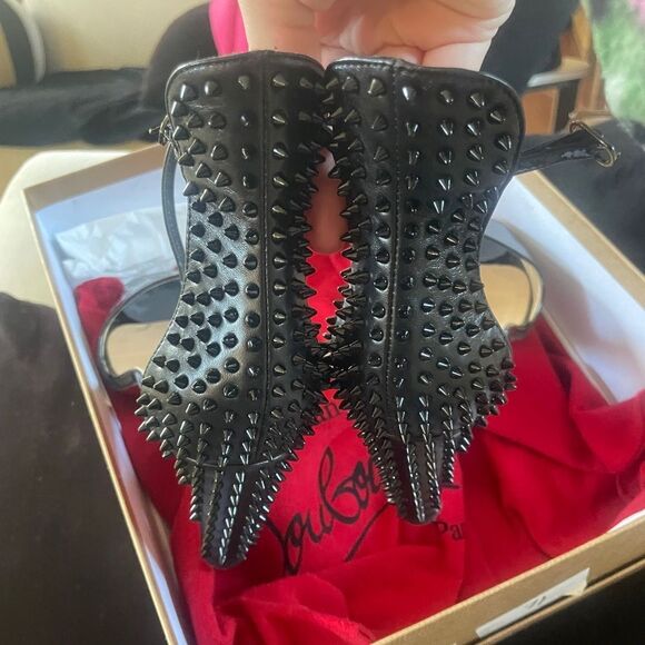Christian Louboutin Terez heel - Picture 7 of 7